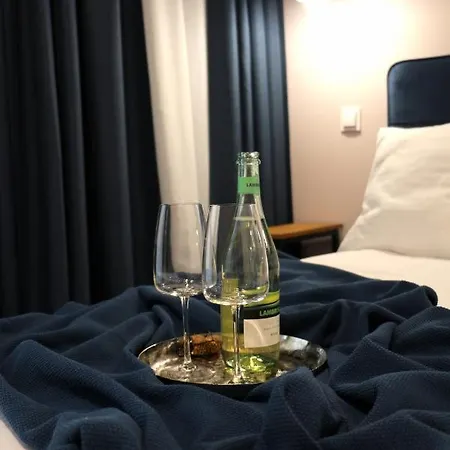 Matejki 17 - Insel * シフィノウイシチェ